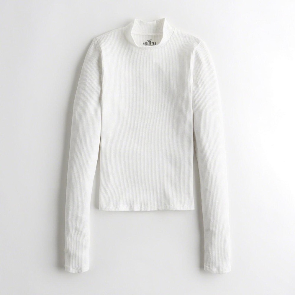 💫 Hollister Turtleneck Top
